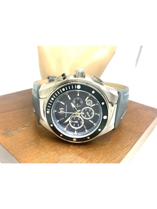 Technomarine Women\'s Watch TM-215036 Manta Ray Quartz Gray Leather Strap 40mm